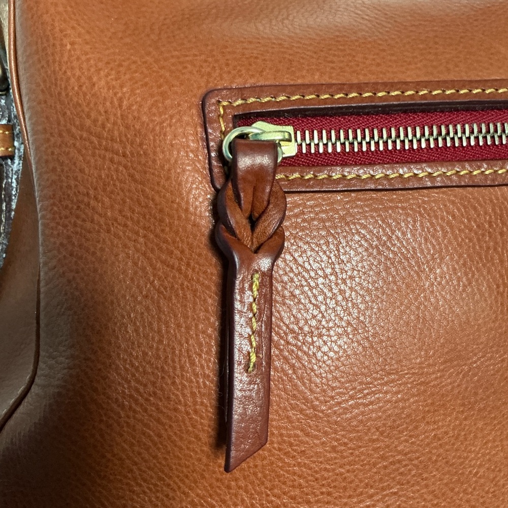 Vintage Dooney & Bourke Florentine Leather East/West Zip Sac Handbag - Picture 4 of 6